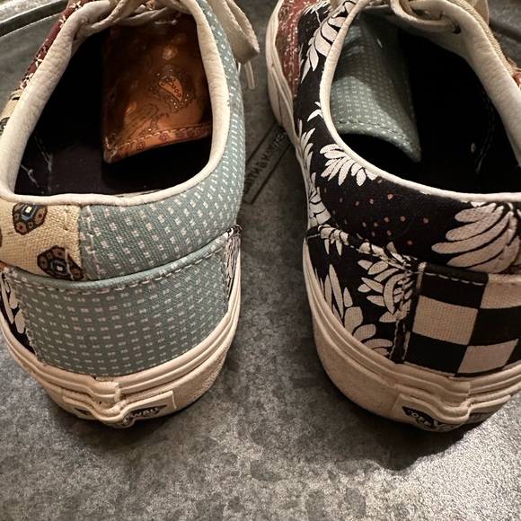 Vans patchwork 6 - Picture 3 of 5